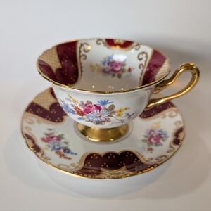 Shelley England Fine Bone China Gainsborough Patter 13498 Teacup & Saucer Set